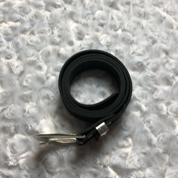 2 Black Unbranded Belts - Picture 3 of 6